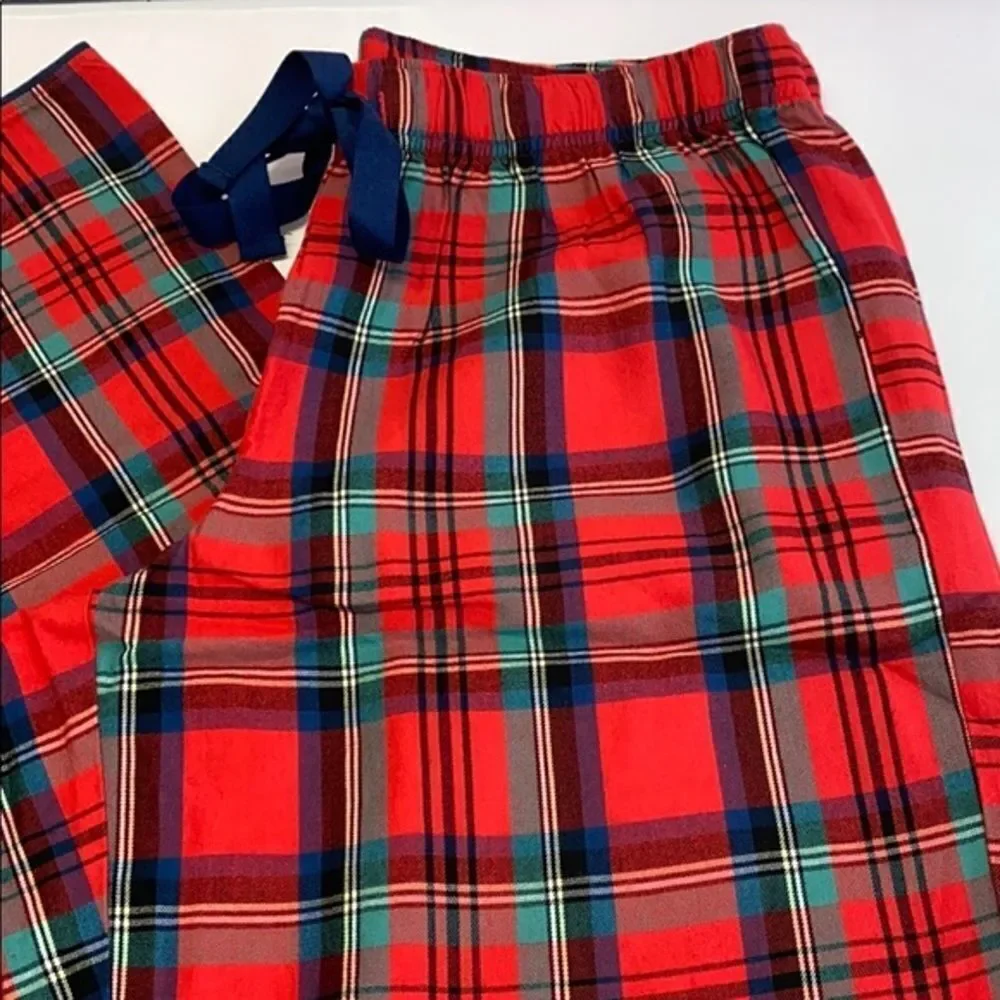 NWT VICTORIA SECRET Christmas PAJAMA Set